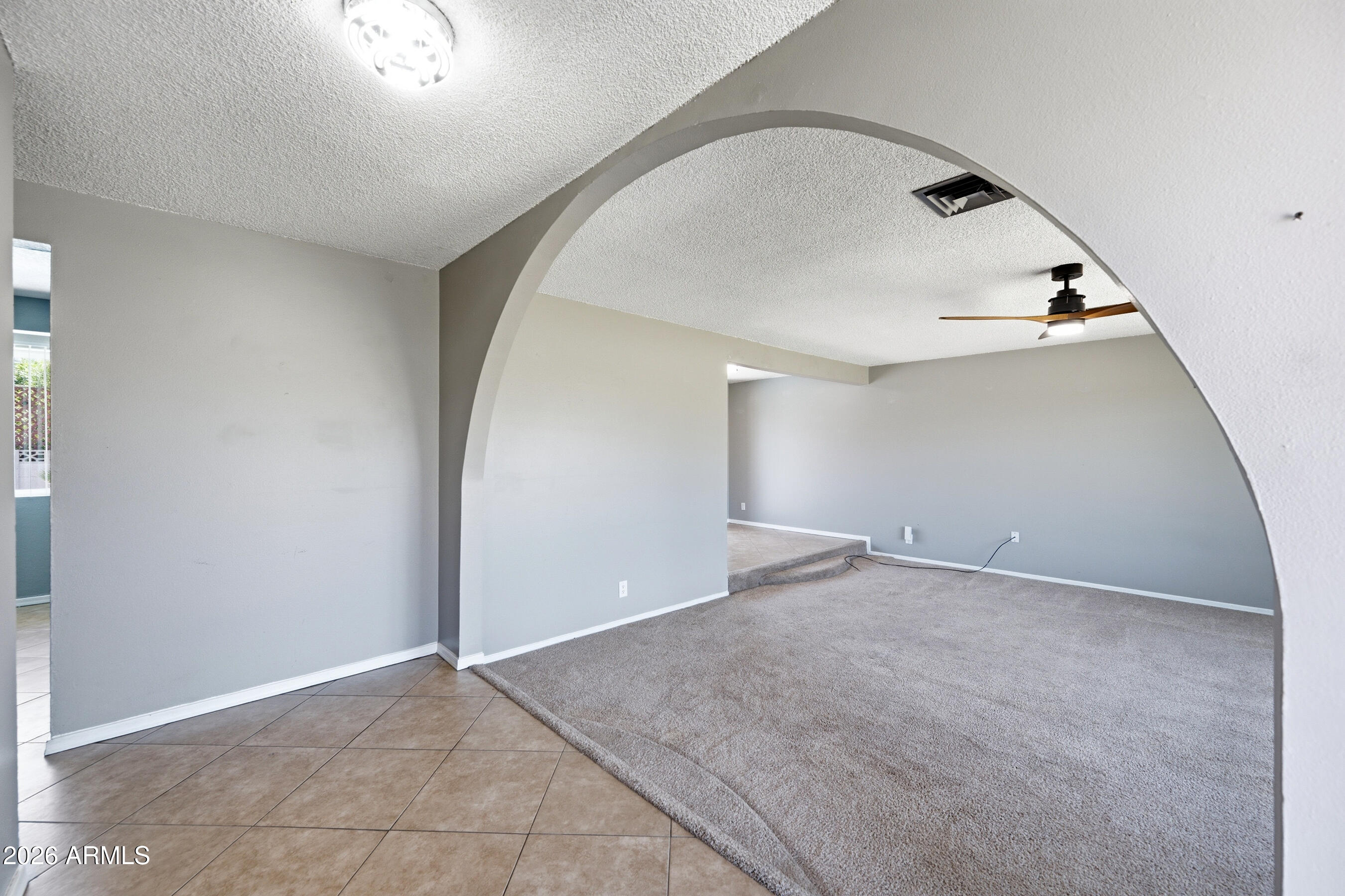 3737 West Griswold Road Phoenix, AZ 85051 - Photo 2 of 27 2-3737WGA-ocupix-