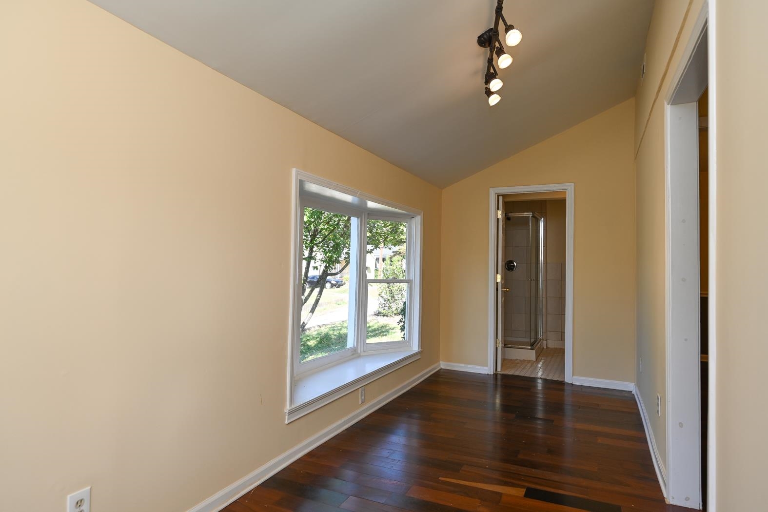 215 Rebecca Street Greenville, SC 29607 - Photo 19 of 31