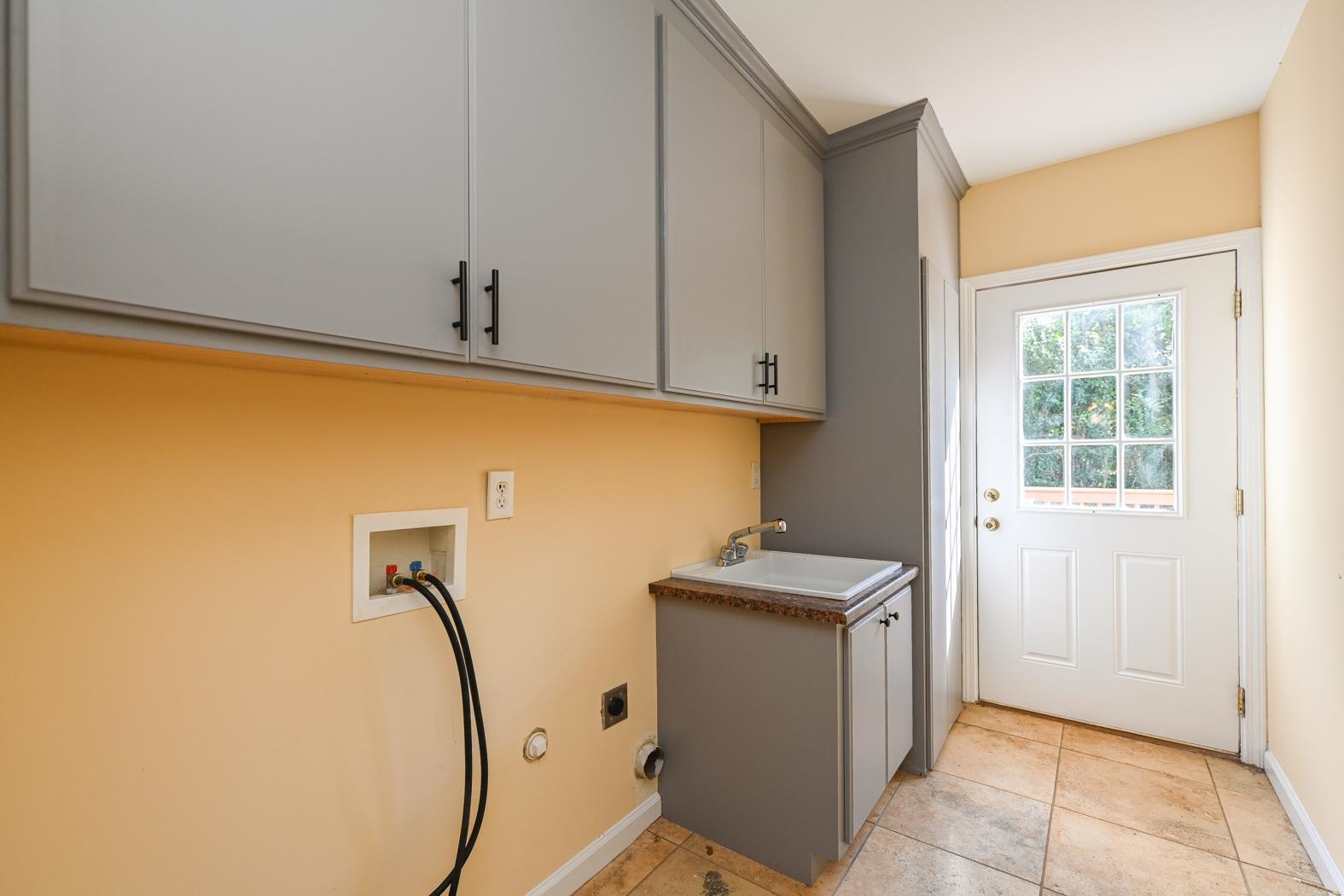215 Rebecca Street Greenville, SC 29607 - Photo 10 of 31