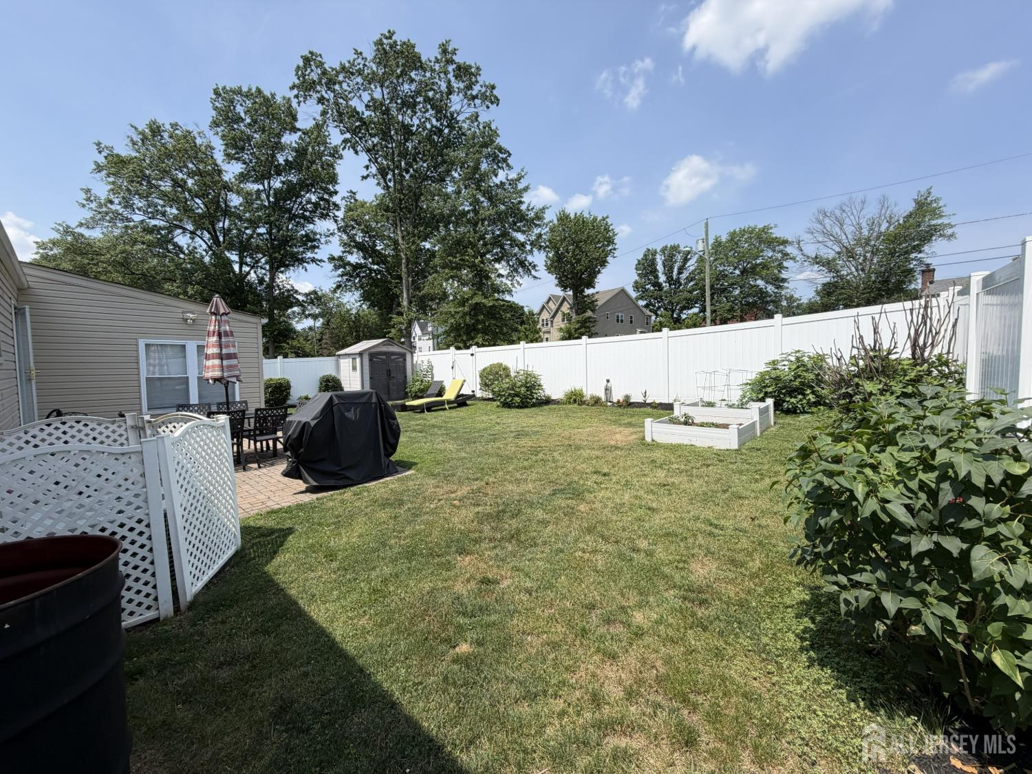 36 Maplewood Avenue Colonia, NJ 07067 - Photo 7 of 30