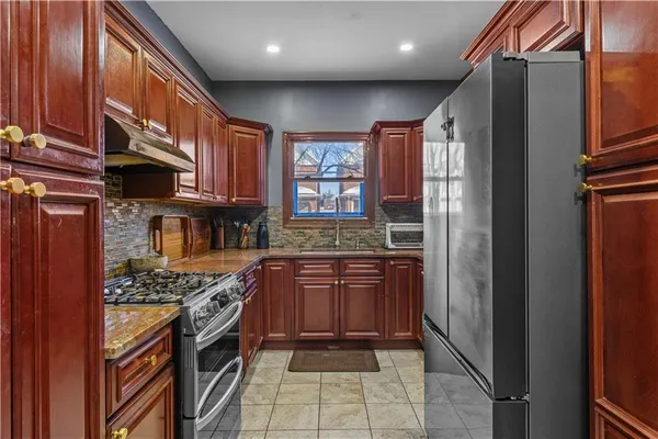 $1,895,000 | 2821 Avenue North | Nottingham