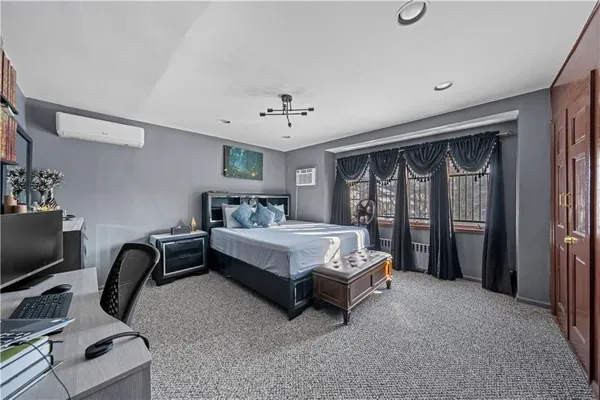 $1,895,000 | 2821 Avenue North | Nottingham