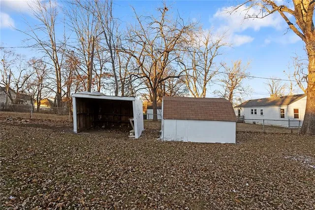 $185,000 | 7606 Woodson Road, Raytown, MO 64138