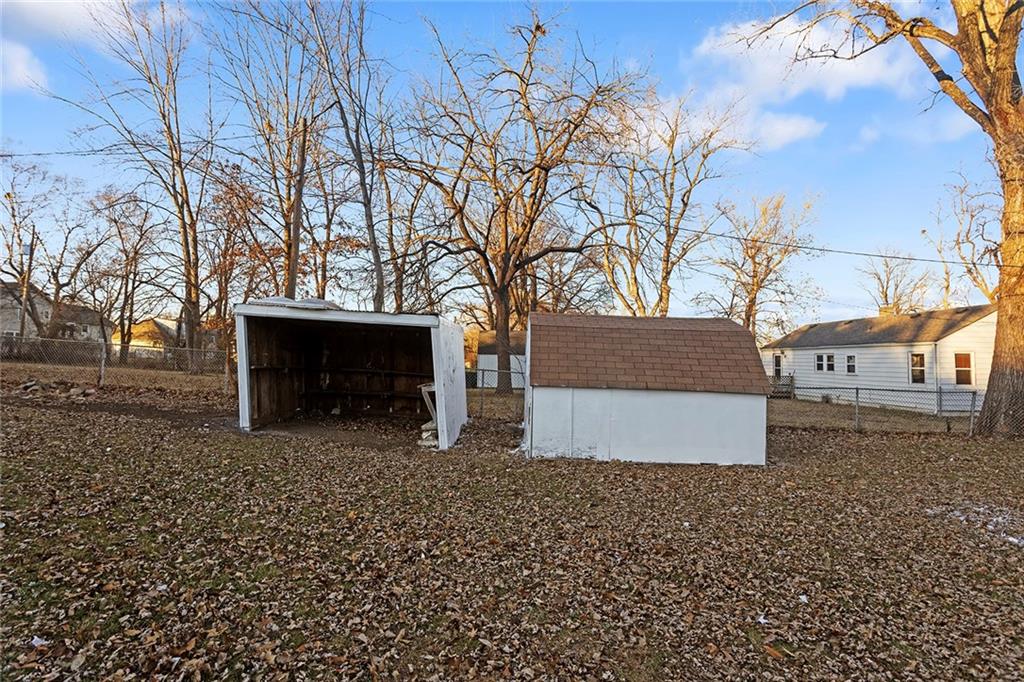 7606 Woodson Road Raytown, MO 64138 - Photo 25 of 27