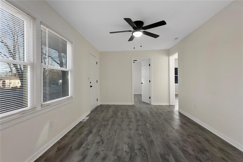 7606 Woodson Road Raytown, MO 64138 - Photo 5 of 27