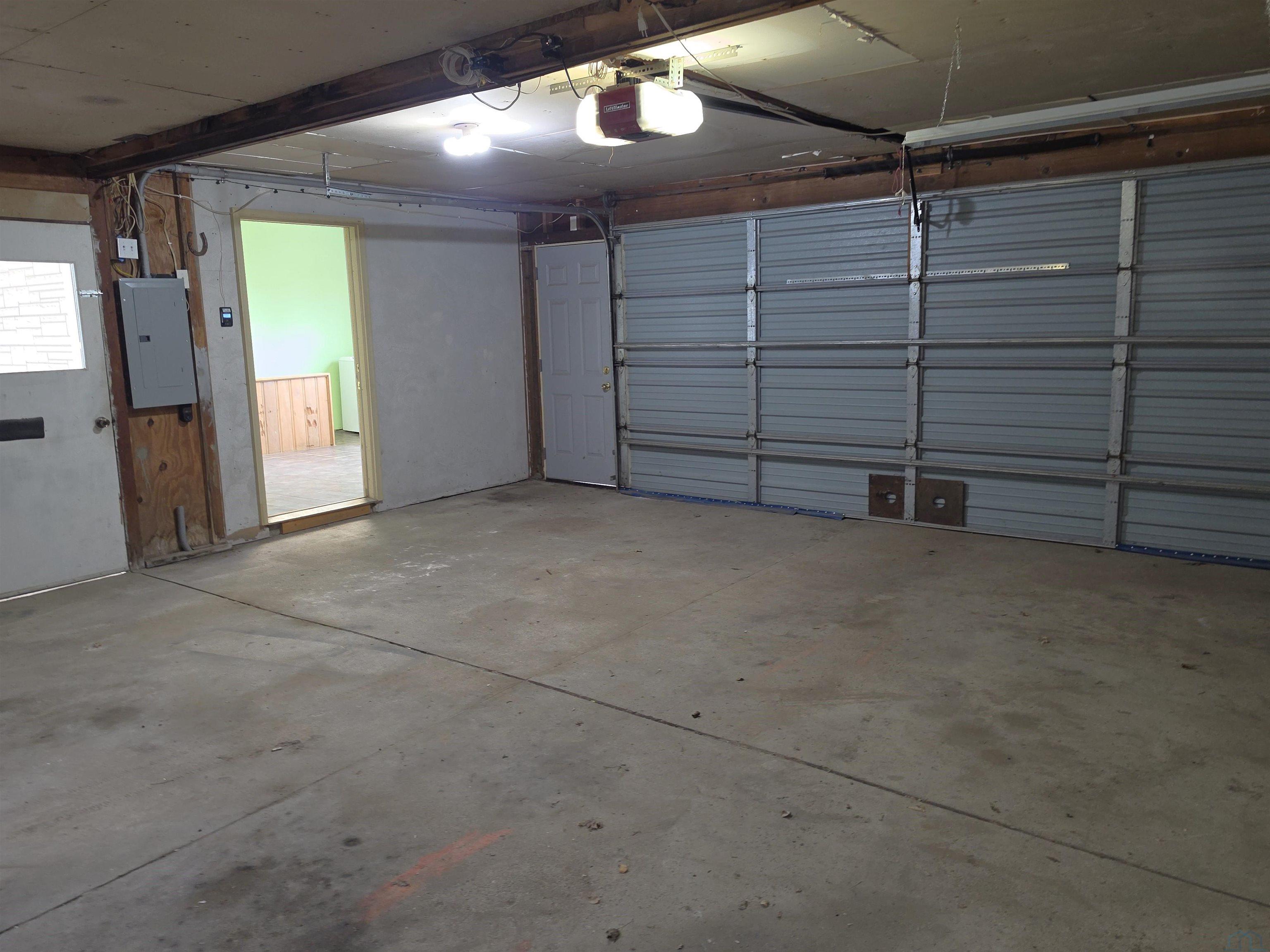 515 8th Avenue Sheldon, IA 51201 - Photo 31 of 38 Gallery Image 31