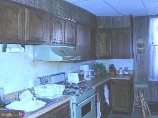 5929 Nassau Road Philadelphia, PA 19151 - Photo 5 of 6 Gallery Image 5