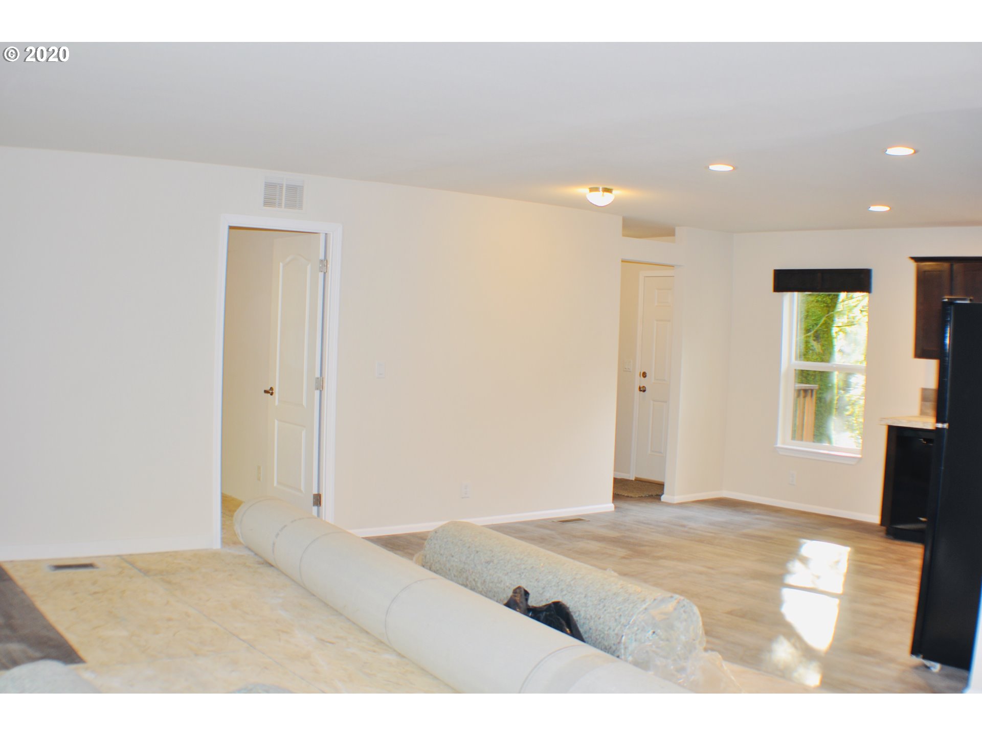 70336 East Terrace Drive Rhododendron, OR 97049 - Photo 5 of 22 Gallery Image 5