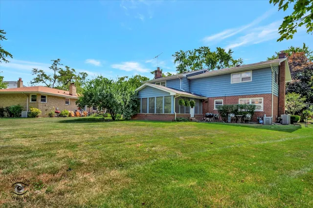 $365,000 | 19126 Pierce Avenue, Homewood, IL 60430