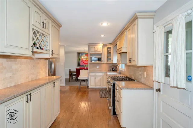 $365,000 | 19126 Pierce Avenue, Homewood, IL 60430