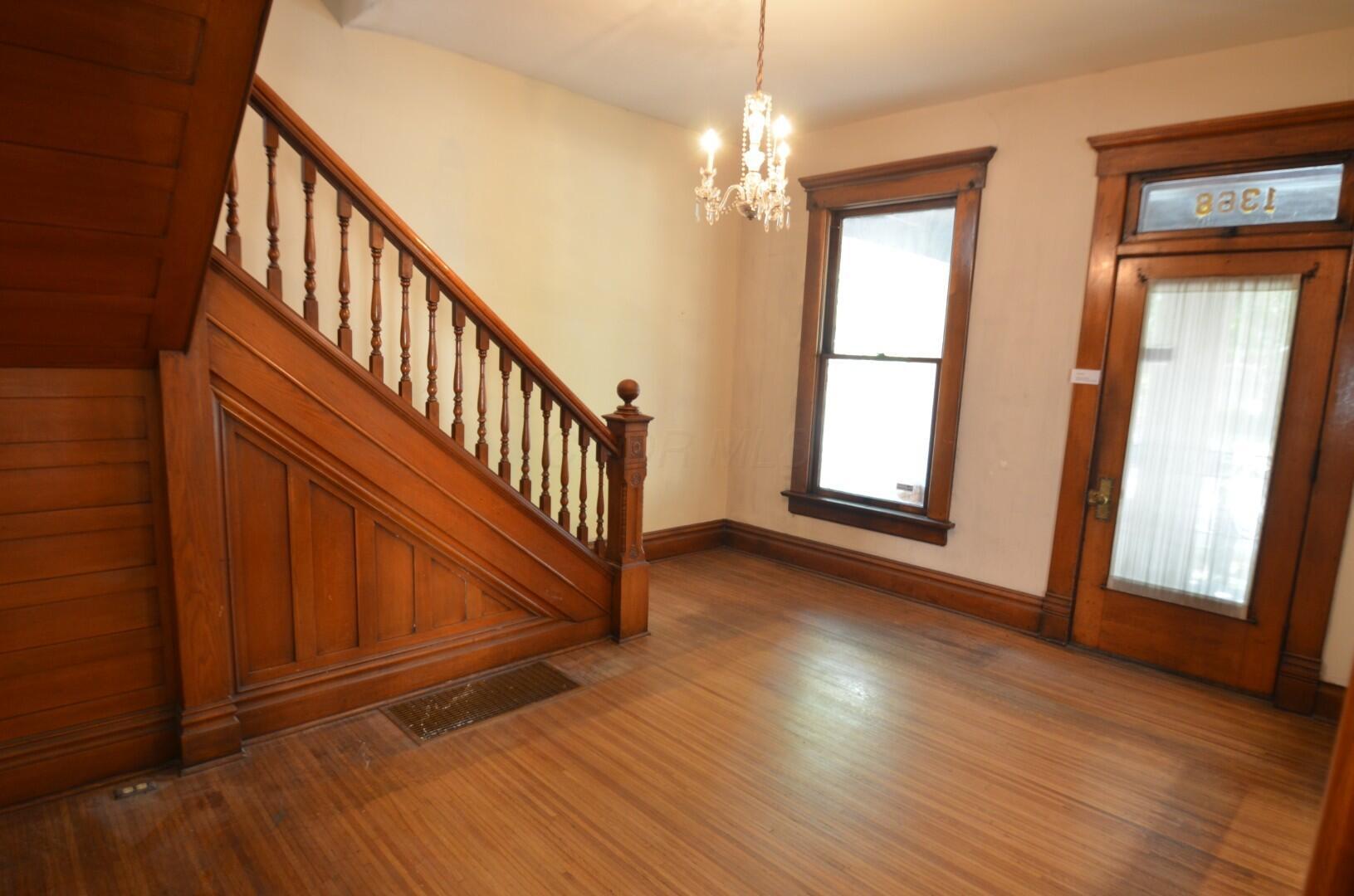 1368 Neil Avenue Columbus, OH 43201 - Photo 2 of 36 02. Foyer