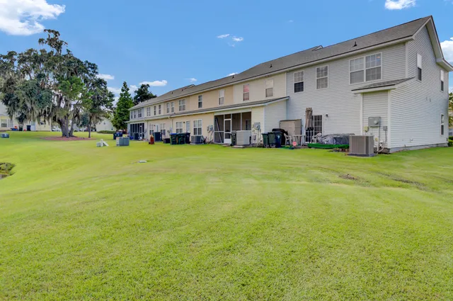 $266,000 | 212 Congaree River Drive, Summerville, SC 29485