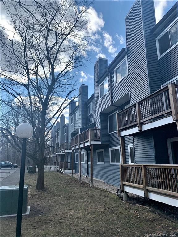 14 Newtown Road, Unit A19 Danbury, CT 06810 - Photo 28 of 32