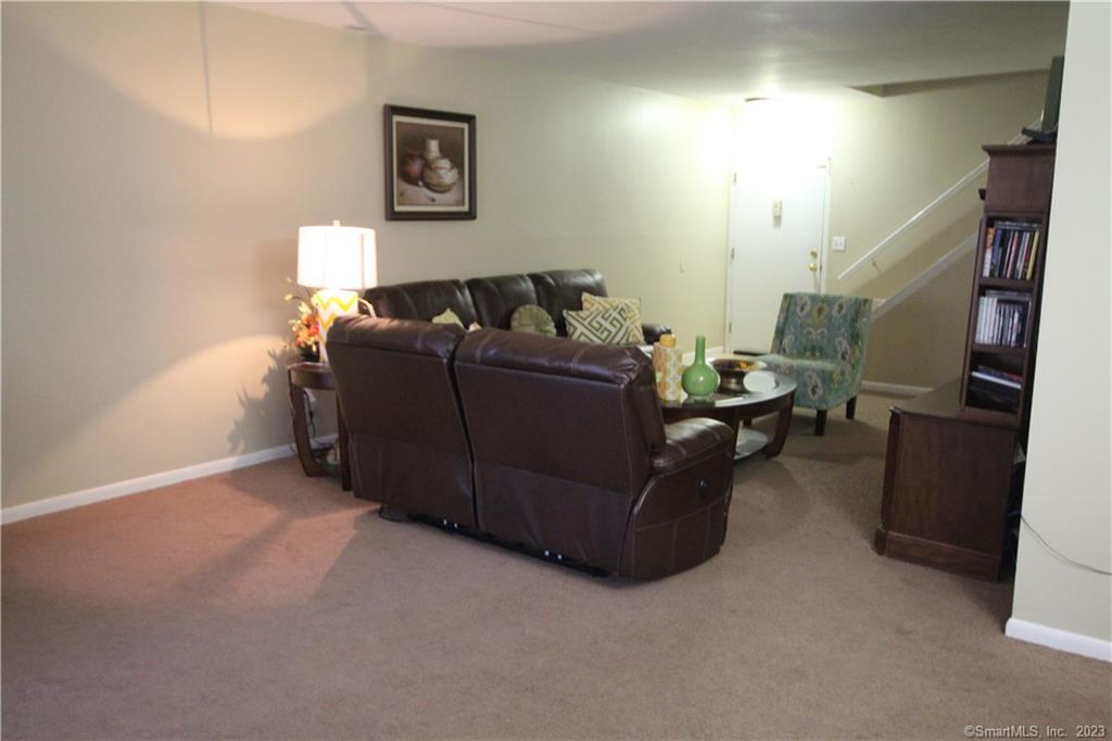 14 Newtown Road, Unit A19 Danbury, CT 06810 - Photo 8 of 32