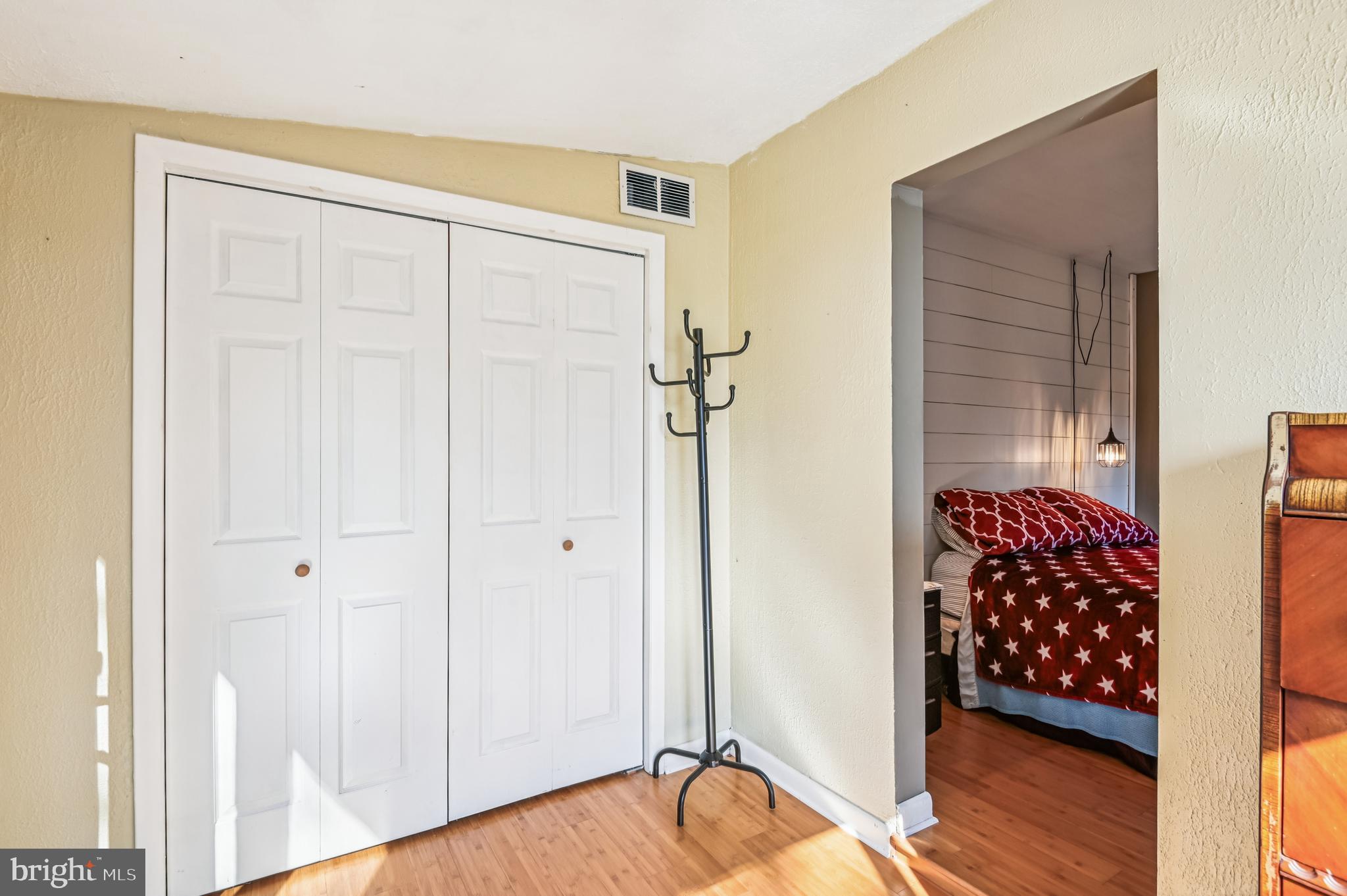 575 6th Street Pasadena, MD 21122 - Photo 17 of 38 Dressing room off primary bedroom