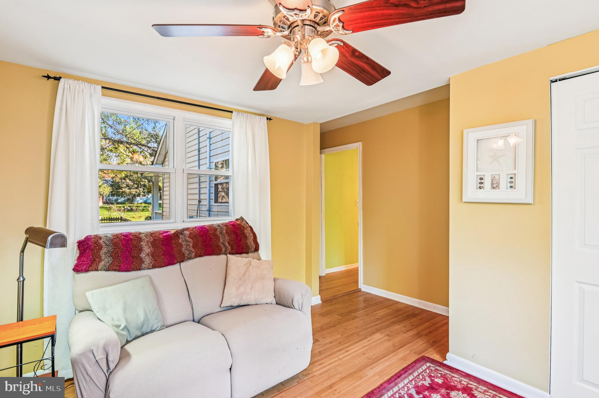 575 6th Street Pasadena, MD 21122 - Photo 24 of 38 Rear bedroom