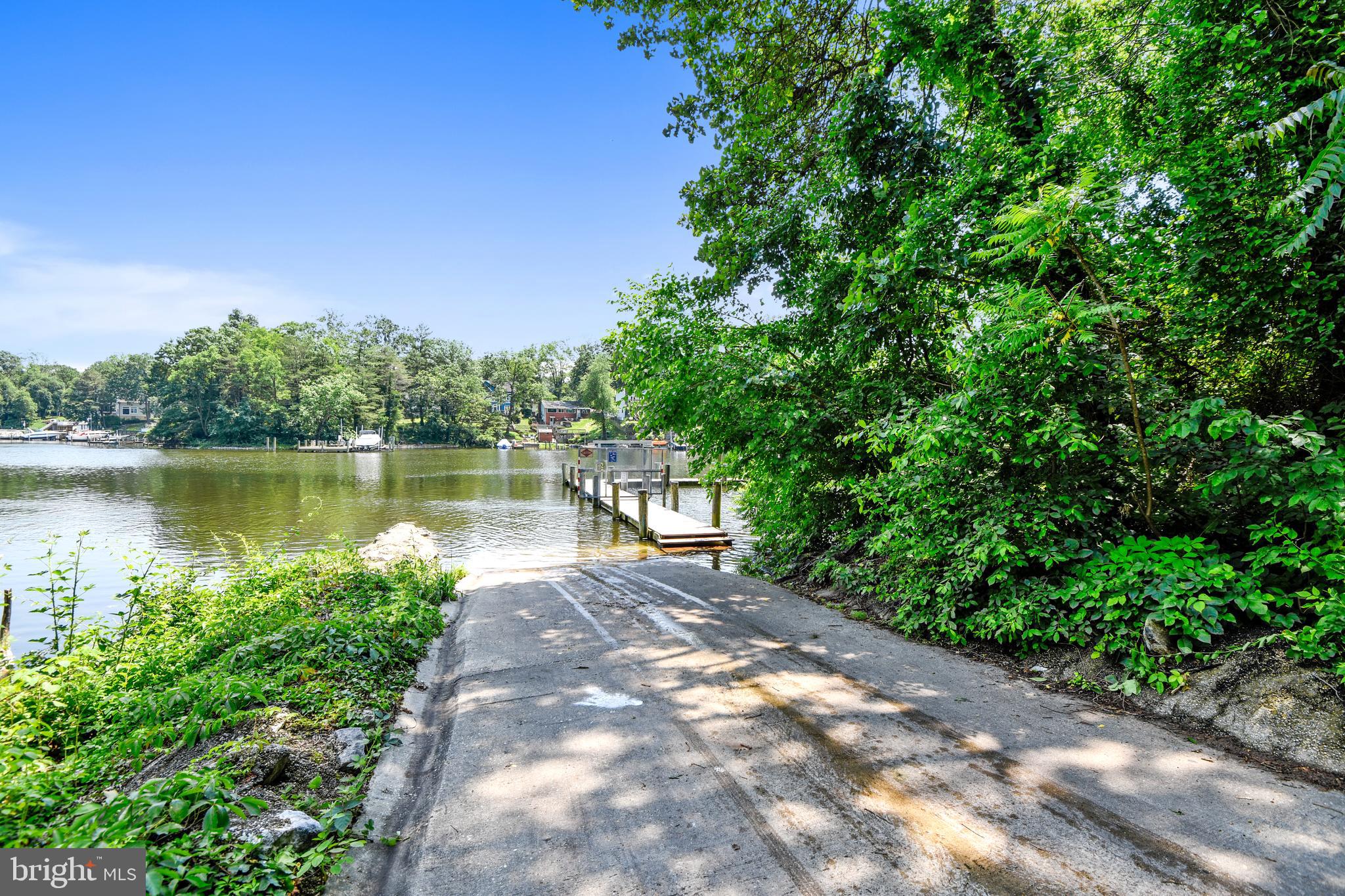 575 6th Street Pasadena, MD 21122 - Photo 38 of 38 Community boat ramp