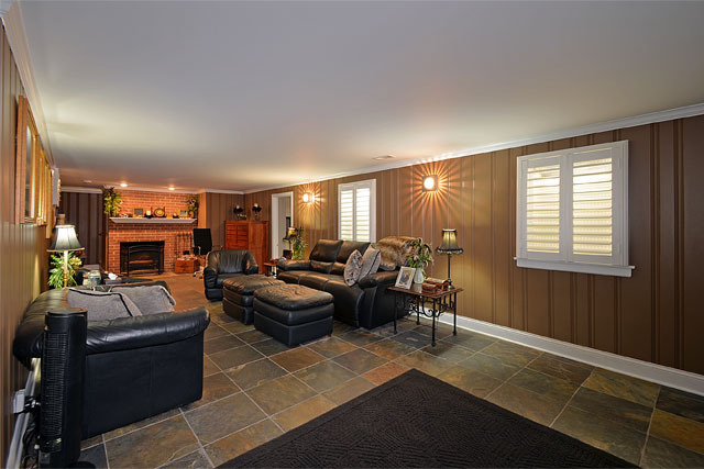 2125 West Tweed Road Inverness, IL 60067 - Photo 17 of 20 Gallery Image 17