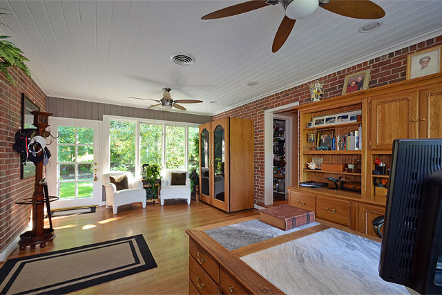 2125 West Tweed Road Inverness, IL 60067 - Photo 9 of 20 Gallery Image 9