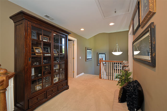2125 West Tweed Road Inverness, IL 60067 - Photo 10 of 20 Gallery Image 10