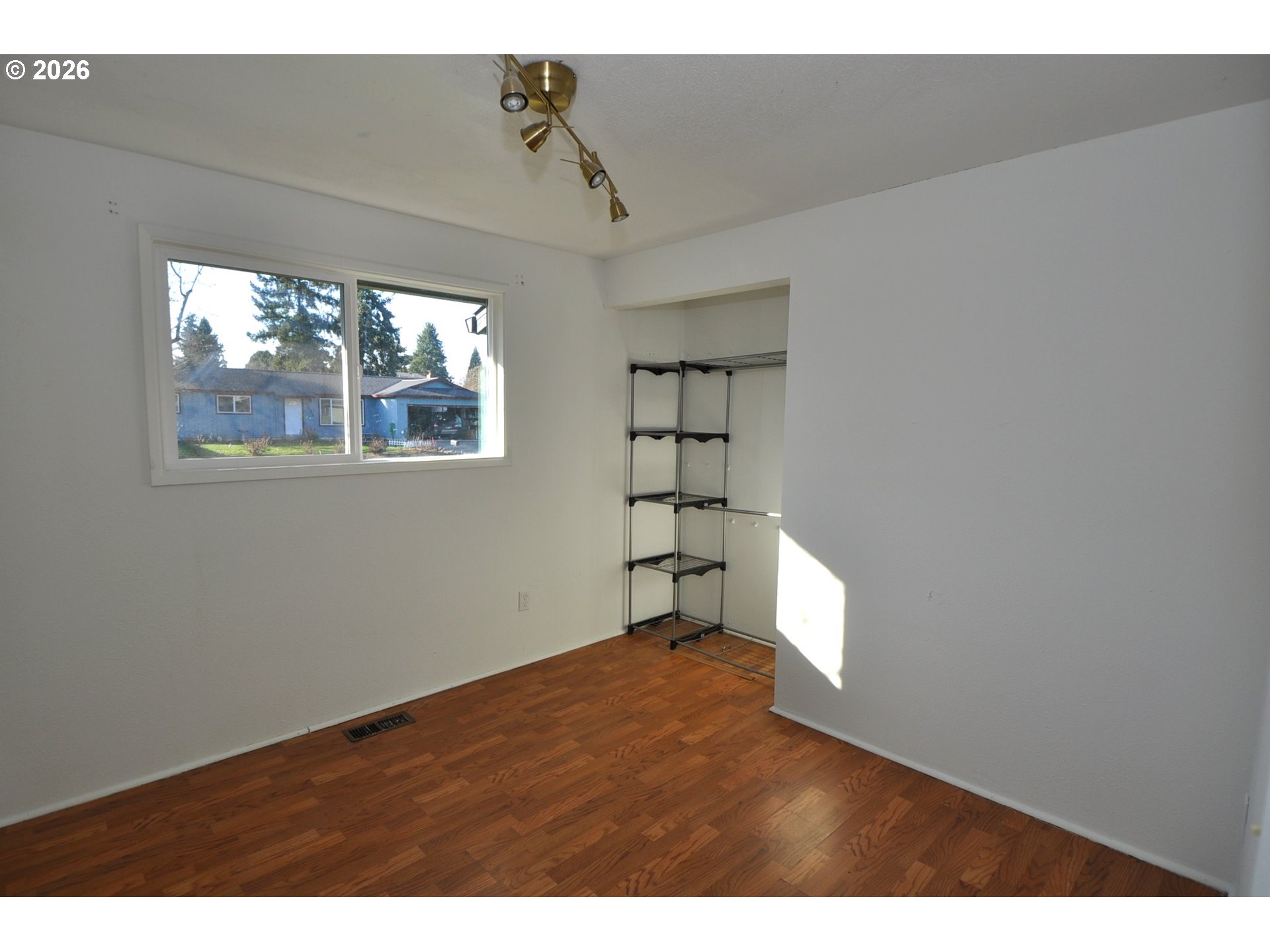 3970 Southwest 202nd Avenue Beaverton, OR 97078 - Photo 9 of 25