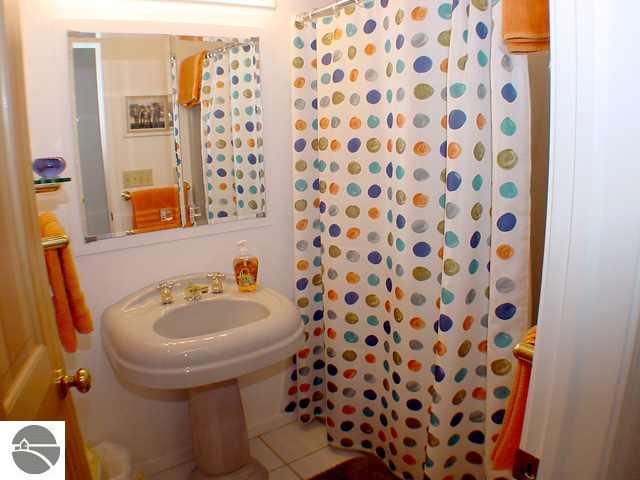 5582 River Road Manistee, MI 49660 - Photo 12 of 15 1717024-11.JPG