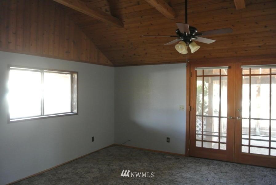 1009 Riverside Avenue Twisp, WA 98856 - Photo 4 of 8