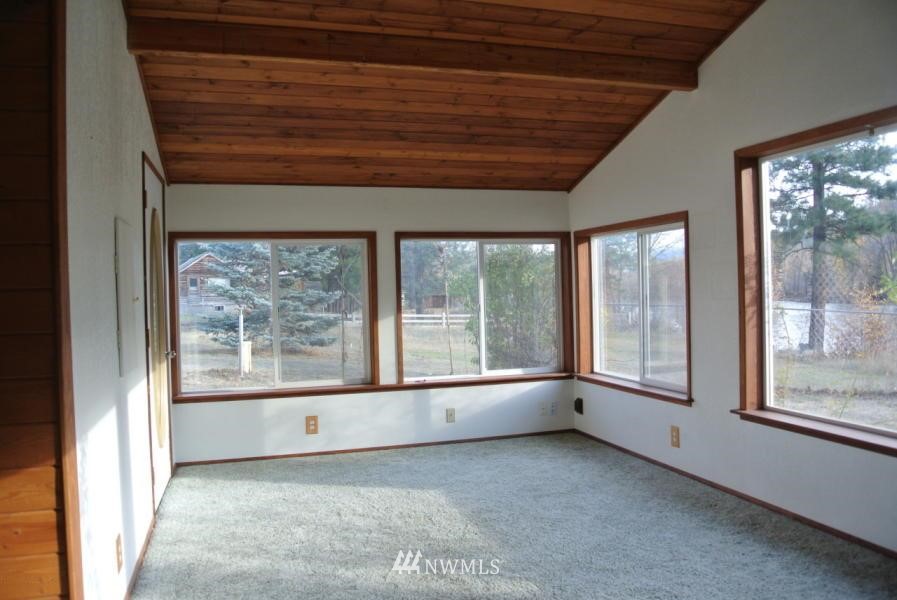 1009 Riverside Avenue Twisp, WA 98856 - Photo 5 of 8