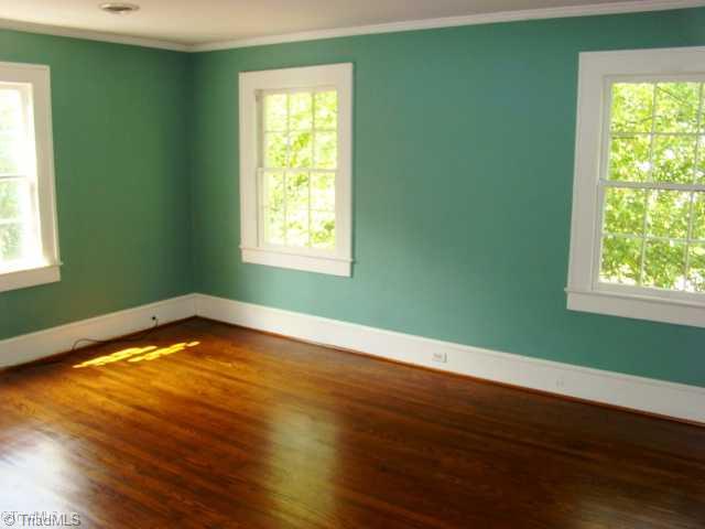 515 South Hawthorne Road Winston-Salem, NC 27103 - Photo 3 of 6 2nd Bedroom. Bed room