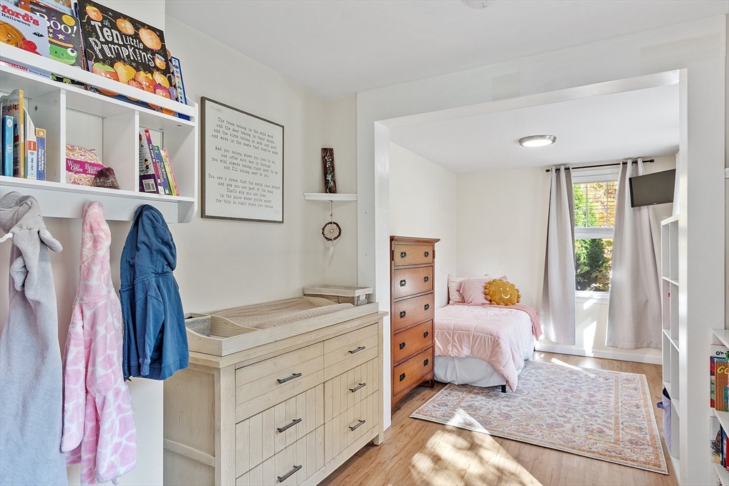 66 Dawson Road Worcester, MA 01602 - Photo 22 of 40 a living room with furniture and a window