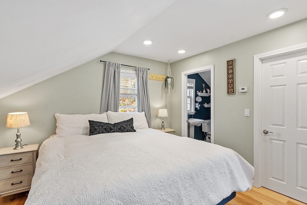 66 Dawson Road Worcester, MA 01602 - Photo 25 of 40 a bedroom with a large bed and a window