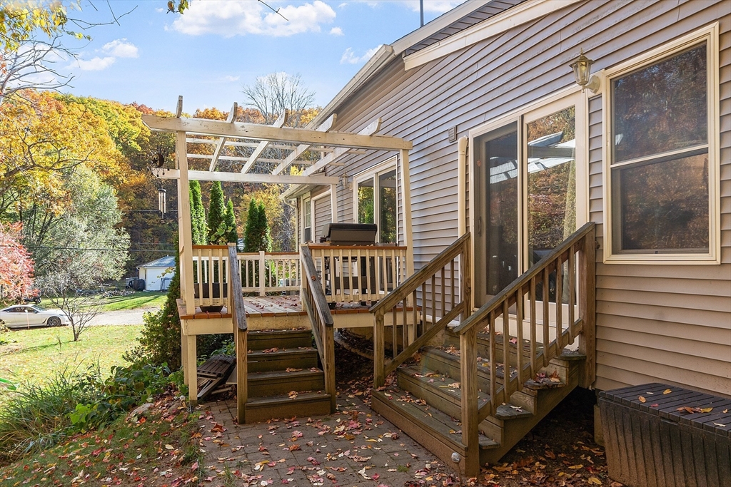66 Dawson Road Worcester, MA 01602 - Photo 36 of 40 a view of a balcony with chairs