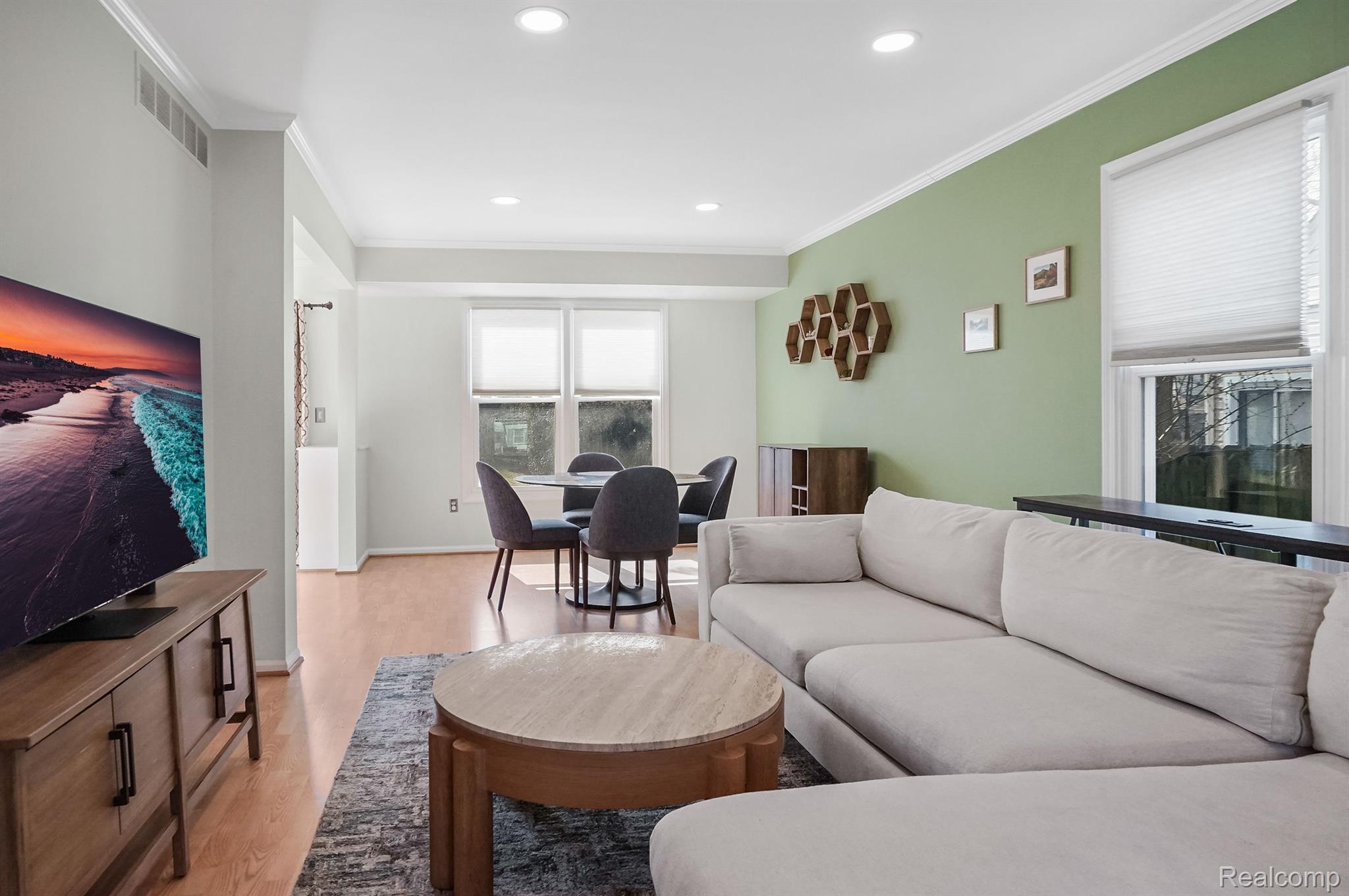 1349 Dorothea Road Berkley, MI 48072 - Photo 11 of 33 Gallery Image 11