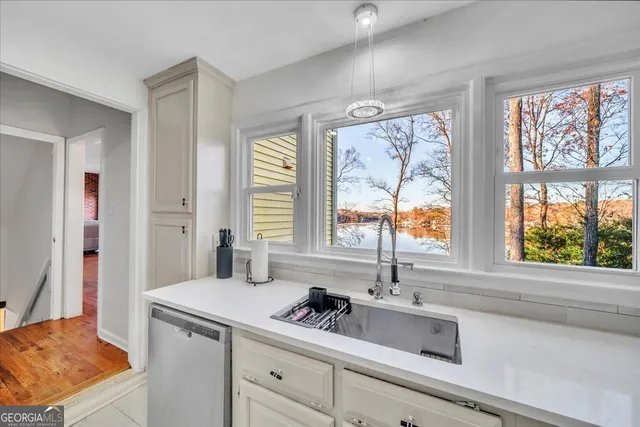 $370,000 | 330 Greentree Parkway, Macon, GA 31220