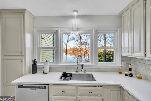 $370,000 | 330 Greentree Parkway, Macon, GA 31220