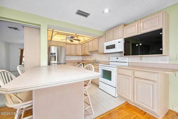 $485,000 | 4 Dolphin Avenue, Ormond Beach, FL 32176