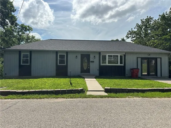 $225,000 | 124 North 23rd Street, Lexington, MO 64067