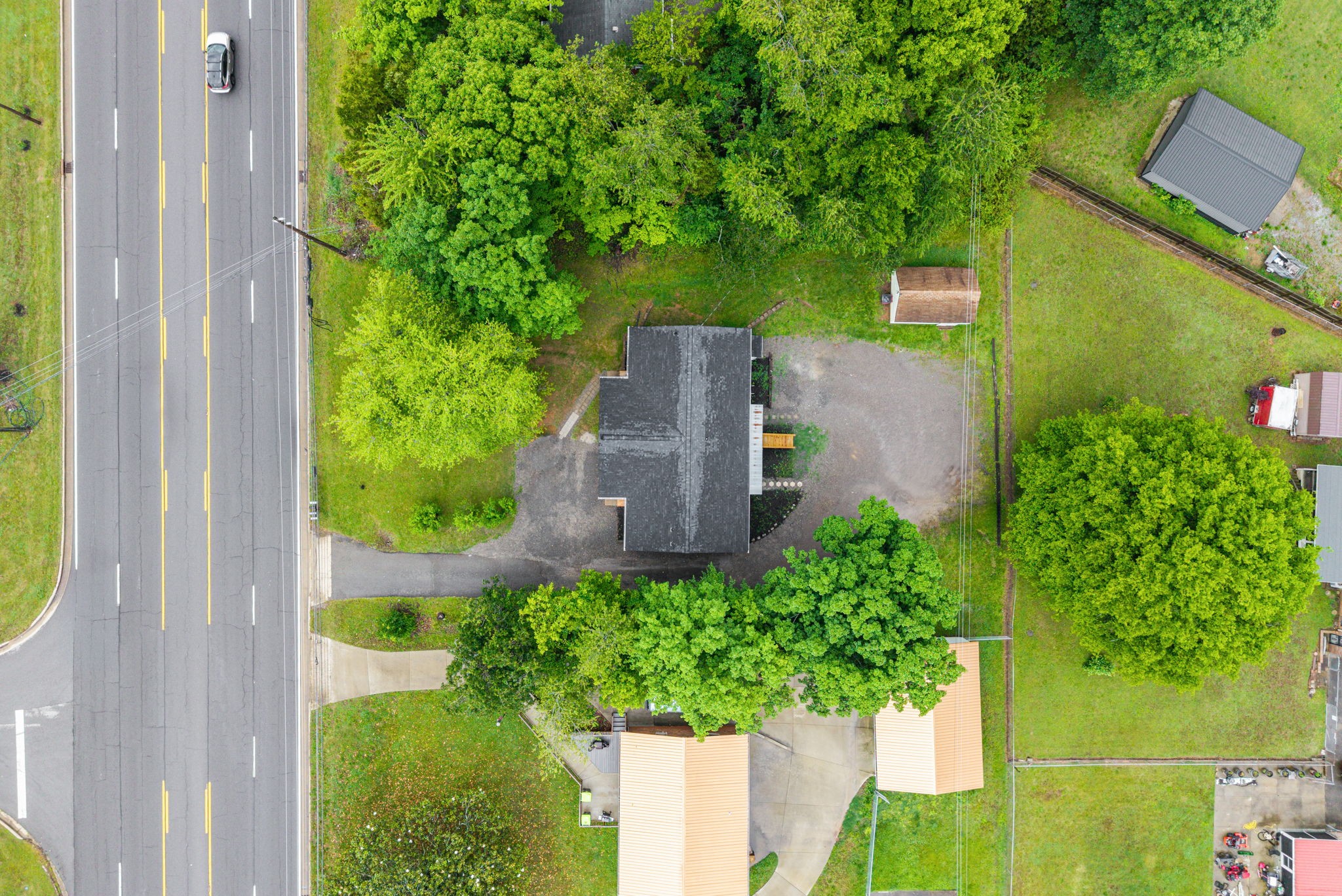 606 Dover Road Clarksville, TN 37042 - Photo 2 of 61