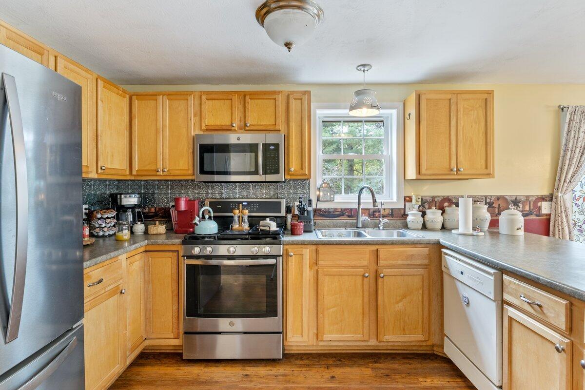 84 Lower Tarbox Road Hollis Center, ME 04042 - Photo 6 of 30 84_Lower_Tarbox_Rd_09