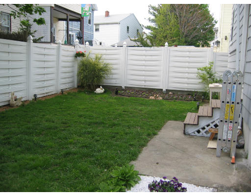 56 Baker Road Everett, MA 02149 - Photo 18 of 28