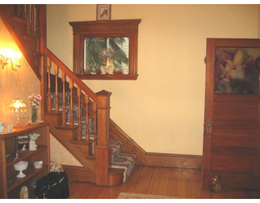 56 Baker Road Everett, MA 02149 - Photo 2 of 28