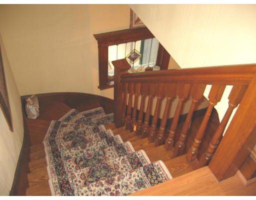 56 Baker Road Everett, MA 02149 - Photo 8 of 28