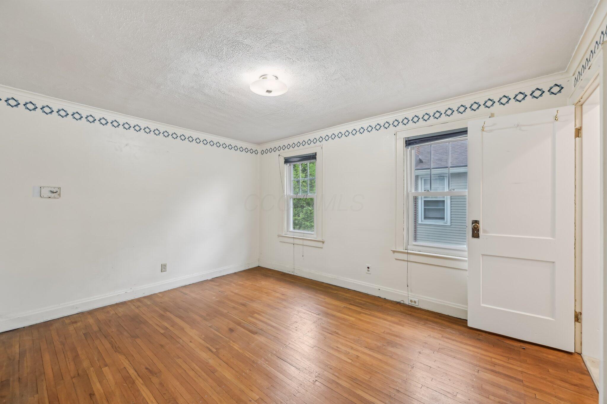467 Brevoort Road Columbus, OH 43214 - Photo 23 of 42 23-web-or-mls-Brevoort Rd-1505-023