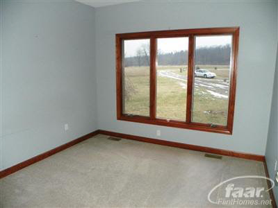 2775 East Sutton Road Metamora, MI 48455 - Photo 9 of 15 20274291-8.JPG