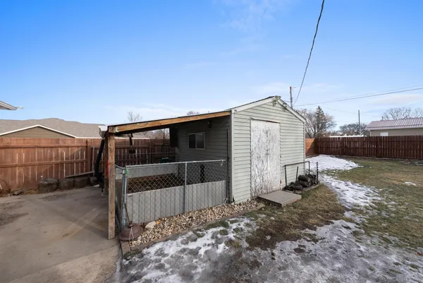 $305,000 | 1101 7th Avenue Southwest, Pipestone, MN 56164
