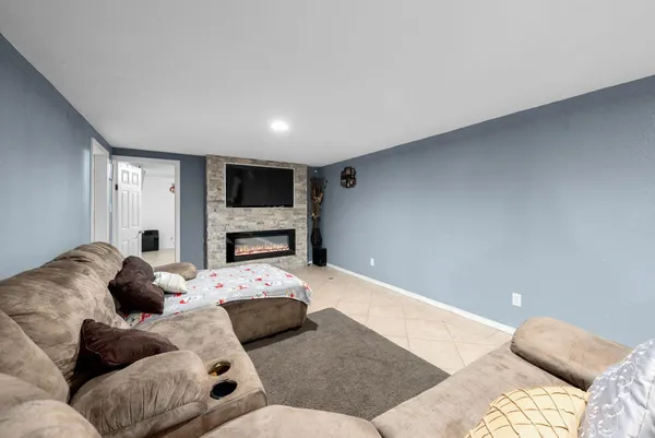 $305,000 | 1101 7th Avenue Southwest, Pipestone, MN 56164