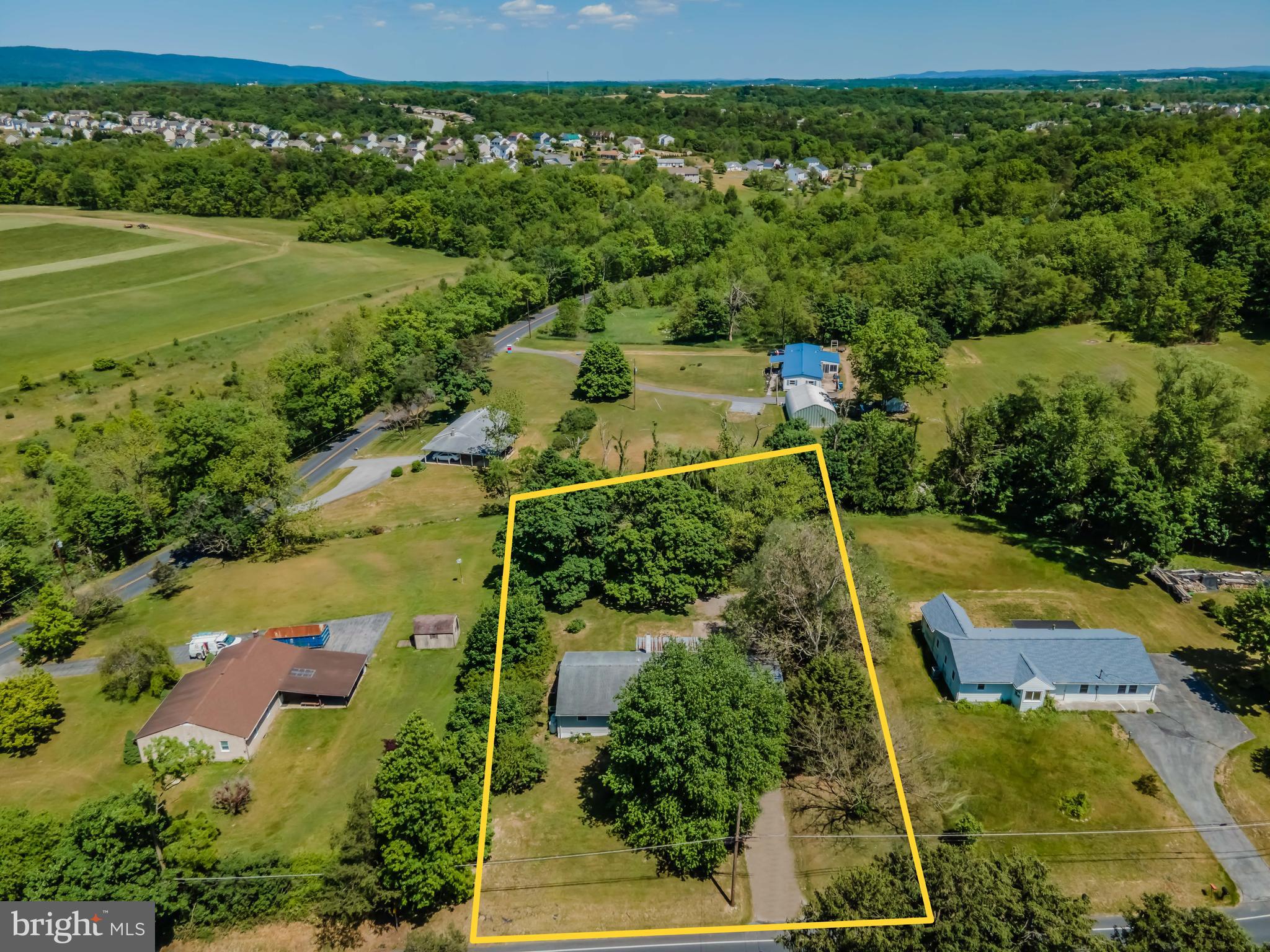481 Cranes Gap Road Carlisle, PA 17013 - Photo 26 of 41 Approximate Property Lines