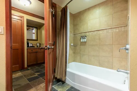 $695,000 | 400 Resort Road, Unit 249/251, Olympic Valley, CA 96146
