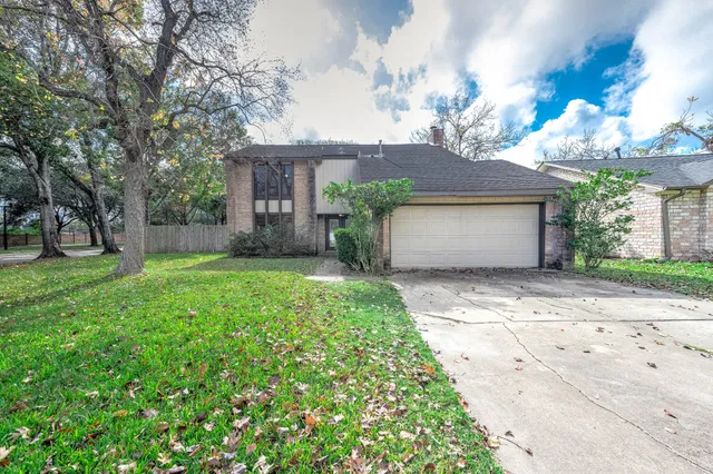 $379,000 | 3142 Frontier Drive, Sugar Land, TX 77479