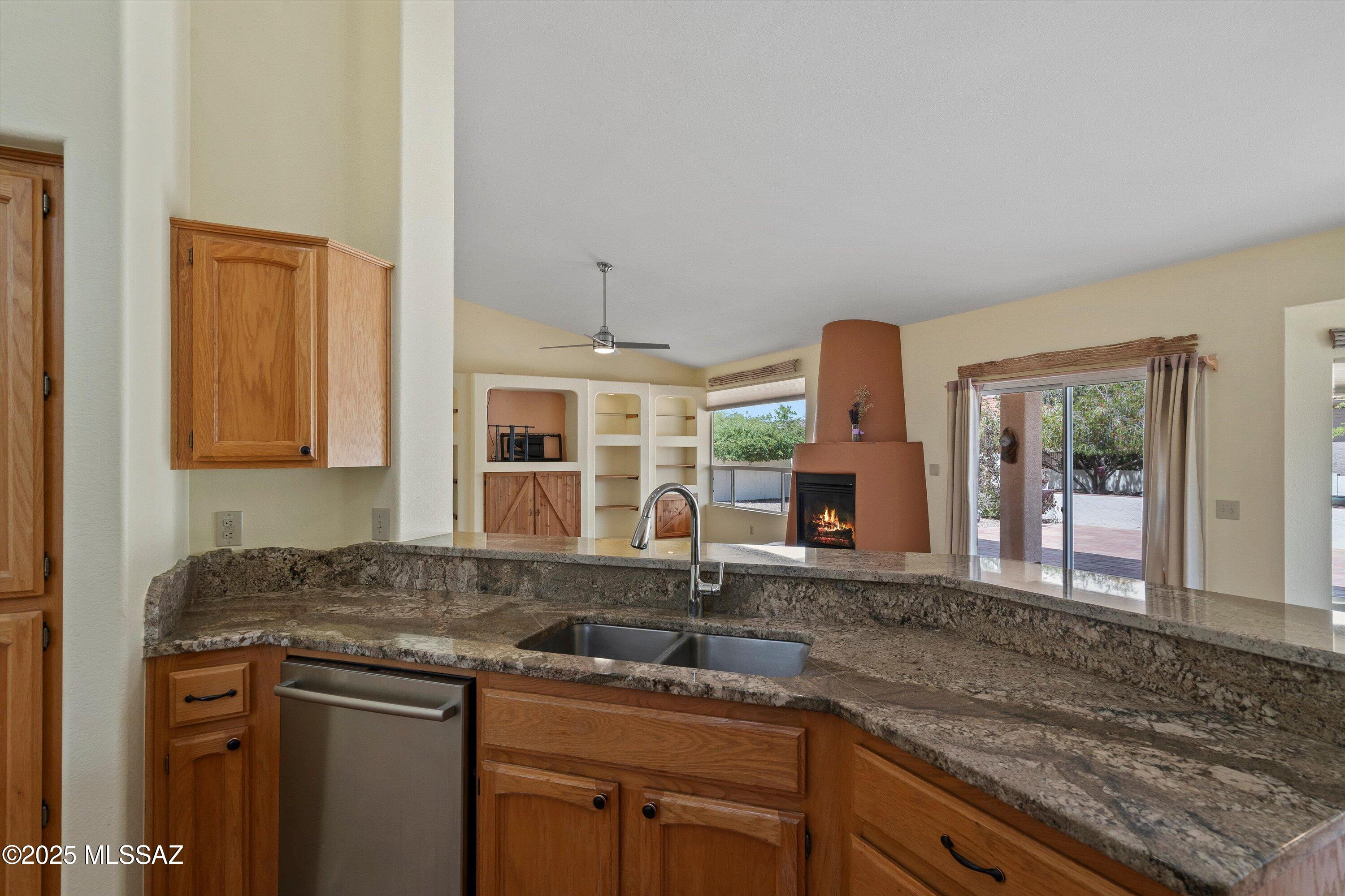 36973 South Highland Ridge Court Tucson, AZ 85739 - Photo 13 of 35 Gallery Image 13